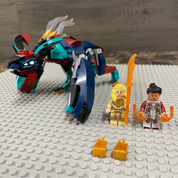 Lego Marvel Eternals Deviant Ambush! Set 76154 - Picture 8 of 8